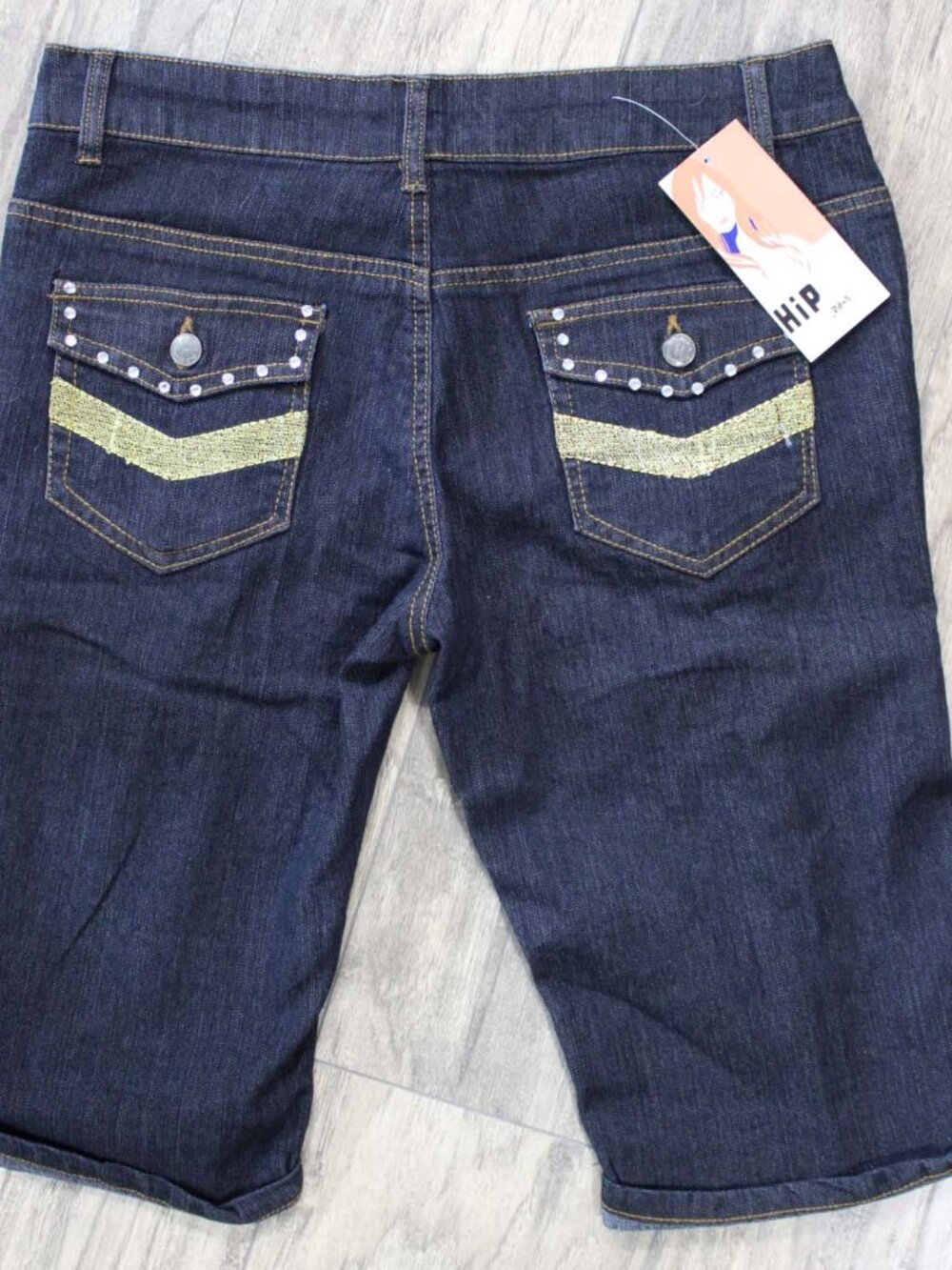 BNWT HIP JEANS BLINGED OUT KNEE LENGTH SHORTS SIZE 14 STRETCH - Picture 2 of 5